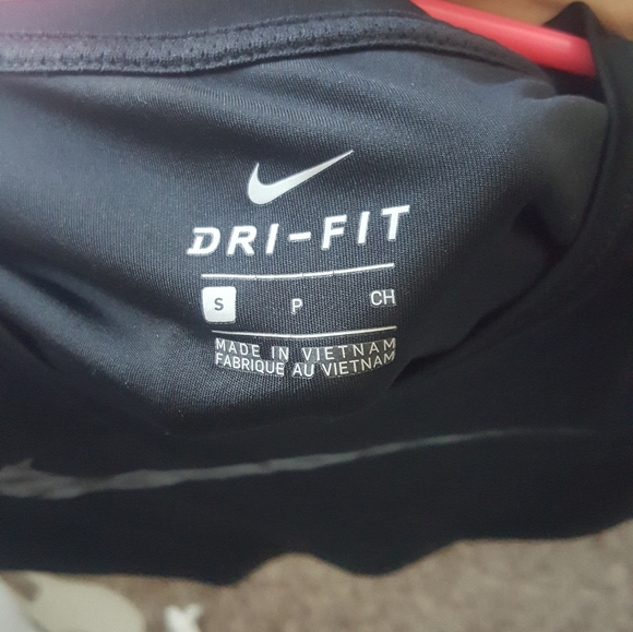 Nike Black Dri Fit T-Shirt Size S - Picture 4 of 6